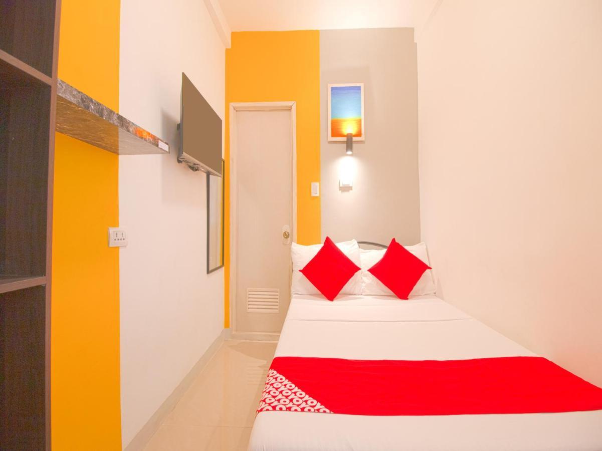 Hometel Barrio House Mactan Đảo Mactan Ngoại thất bức ảnh