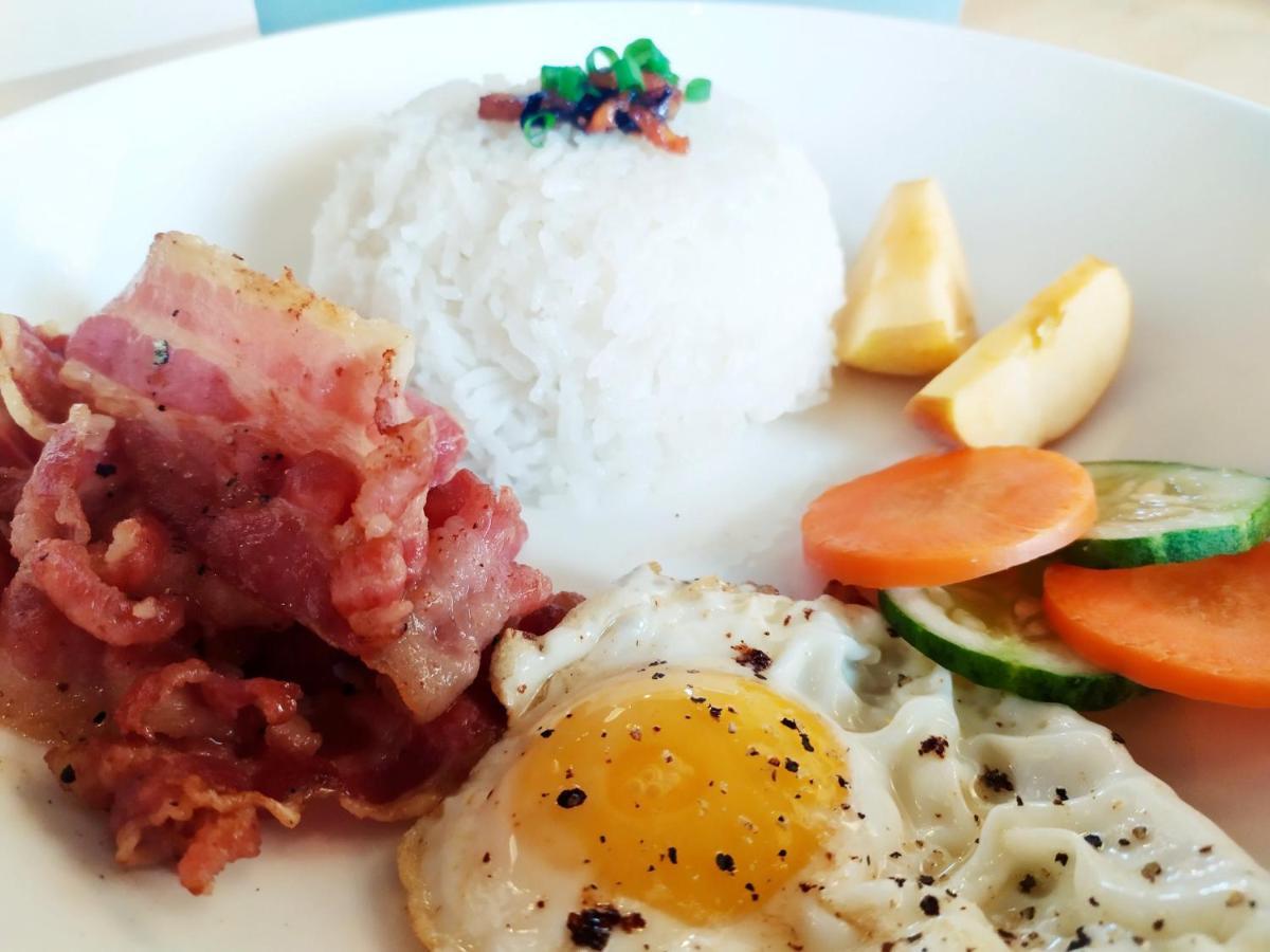 Hometel Barrio House Mactan Đảo Mactan Ngoại thất bức ảnh