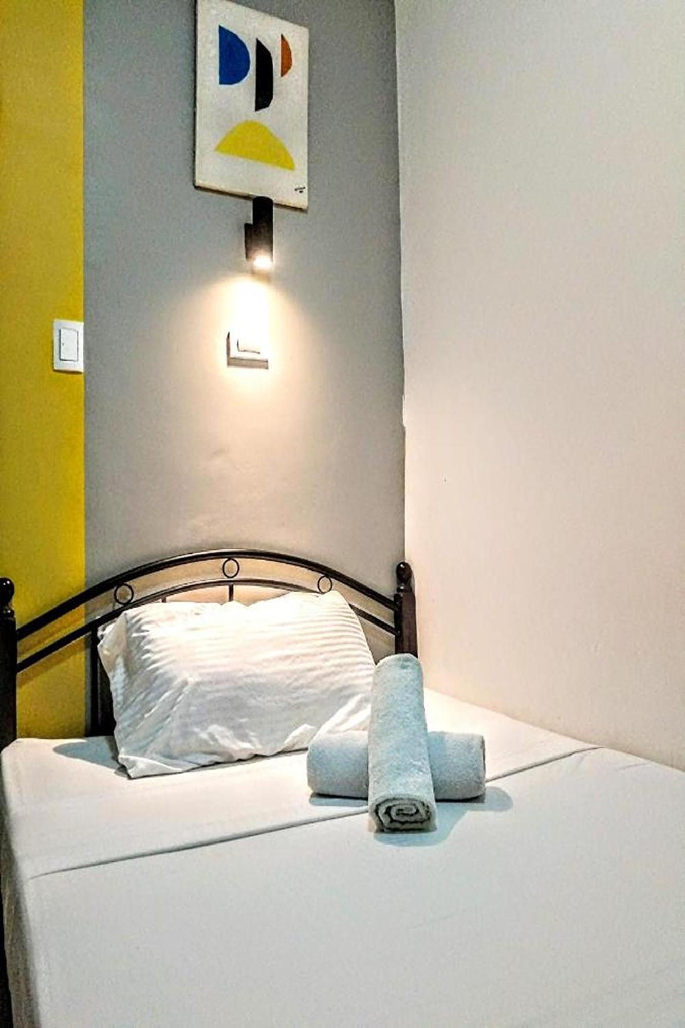 Hometel Barrio House Mactan Đảo Mactan Ngoại thất bức ảnh