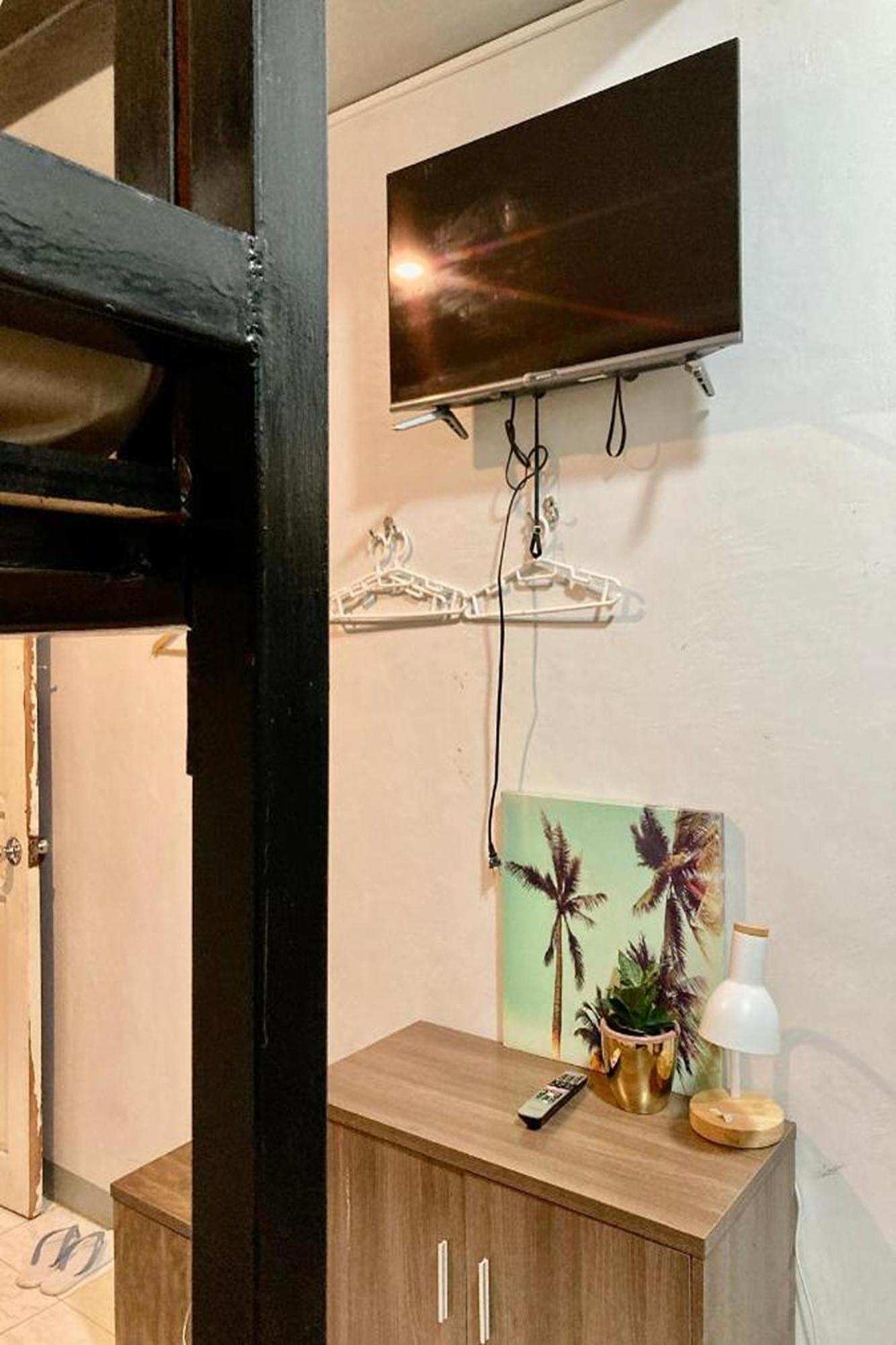 Hometel Barrio House Mactan Đảo Mactan Ngoại thất bức ảnh